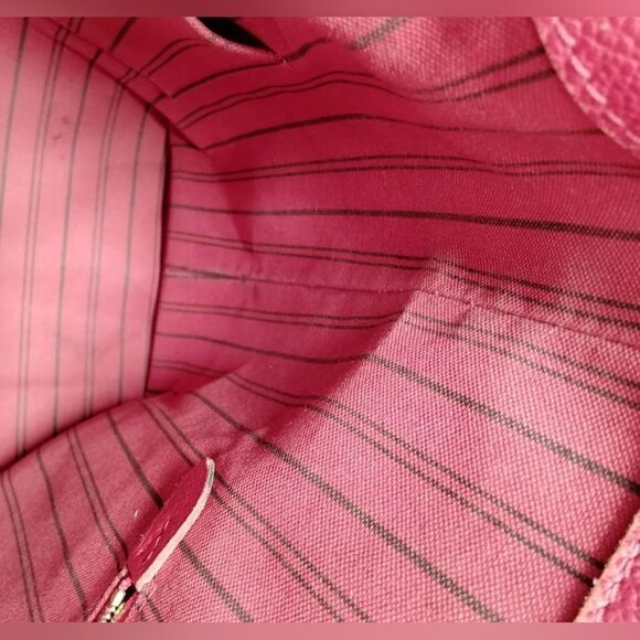 Auth Louis Vuitton Cherry Red Empreinte Monogram Leather PM Bagatelle Hobo Bag - Picture 14 of 15